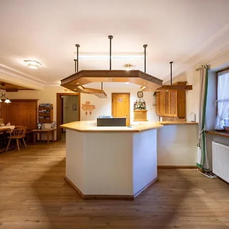아파트 Gemuetliches In Mit Balkon *